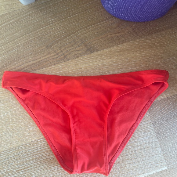 Red One-Shoulder Bikini - Picture 2 of 5